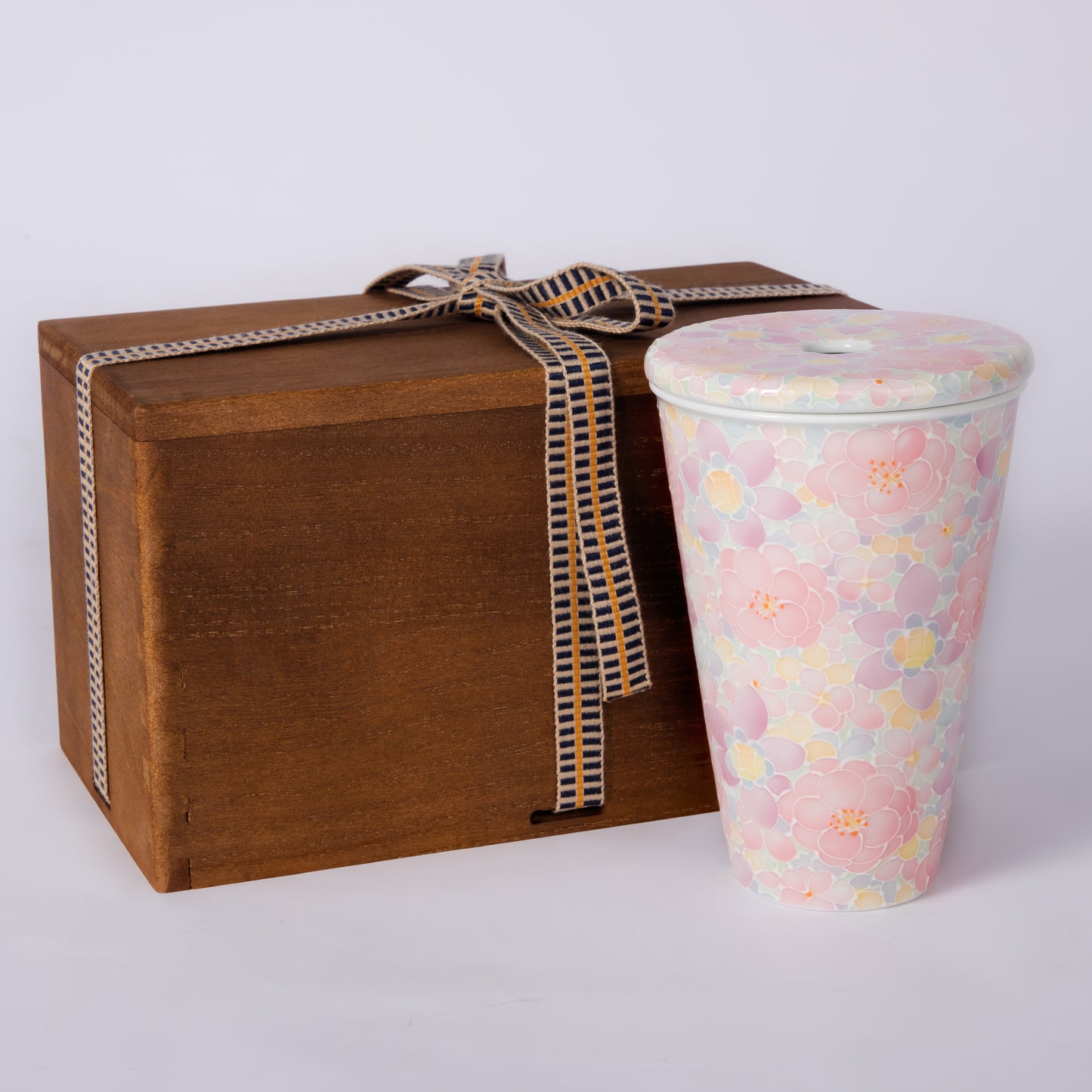 Myriad Blooms Porcelain Collection-Cola cup